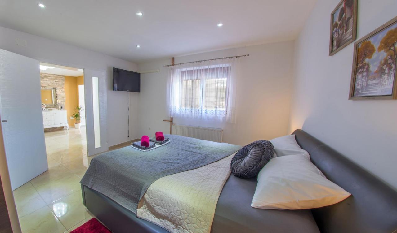 Villa Plavota Ljubuski Ngoại thất bức ảnh