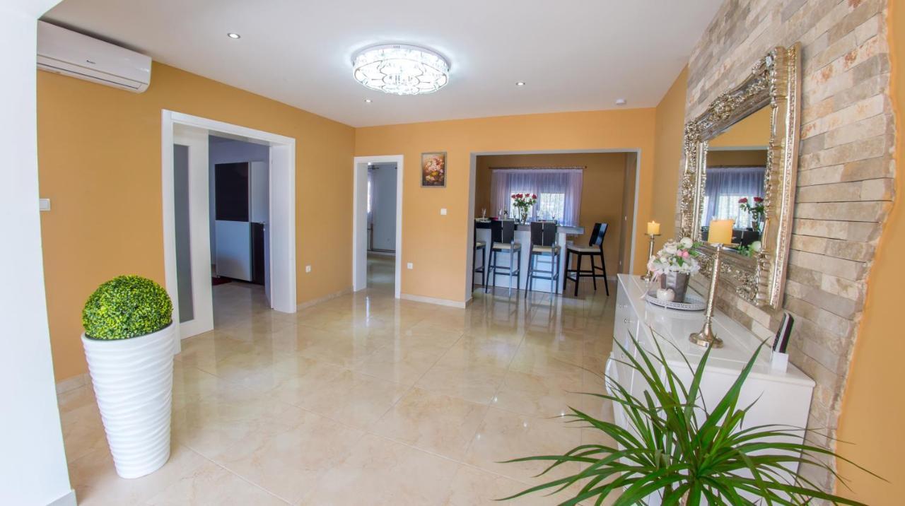 Villa Plavota Ljubuski Ngoại thất bức ảnh