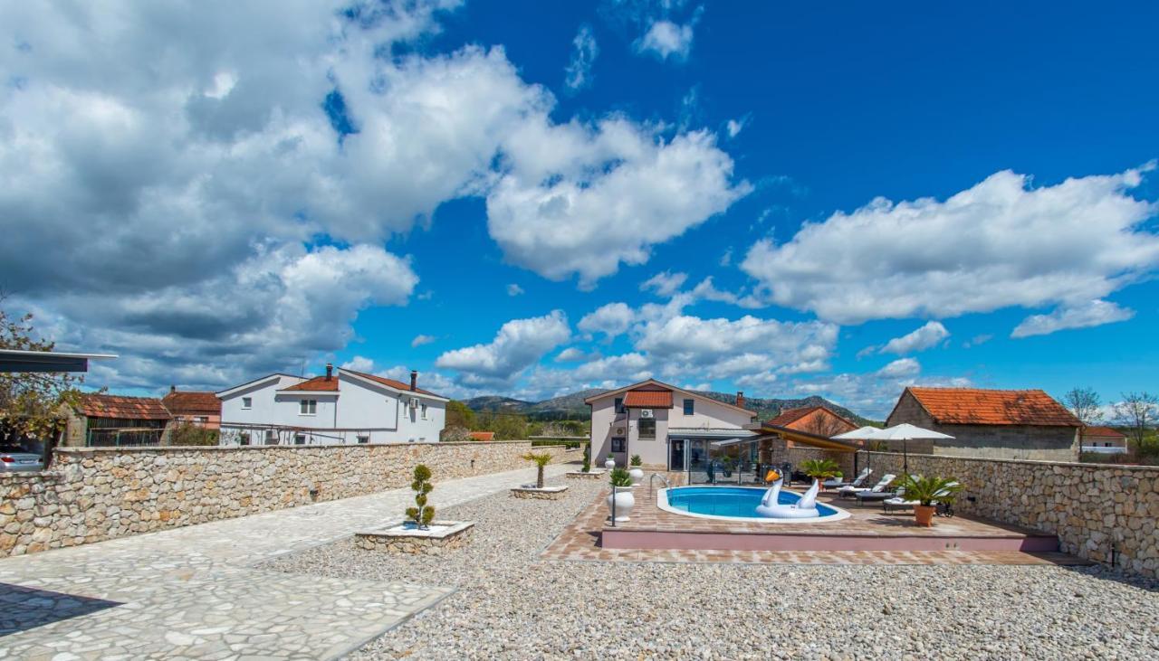 Villa Plavota Ljubuski Ngoại thất bức ảnh