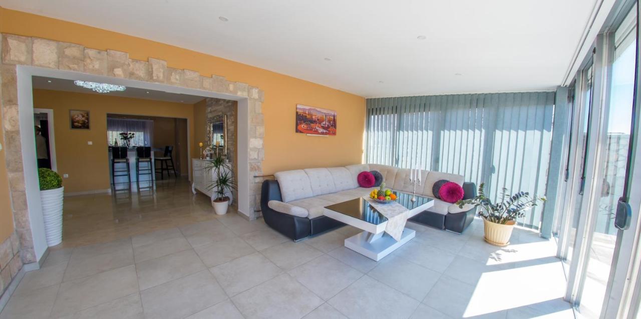 Villa Plavota Ljubuski Ngoại thất bức ảnh
